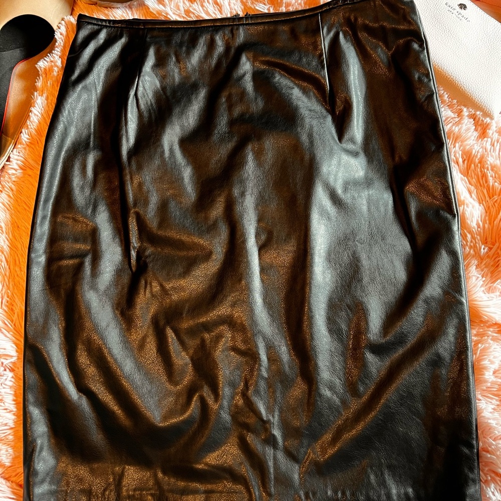 Calvin Klein Black Leather-like Pencil Skirt